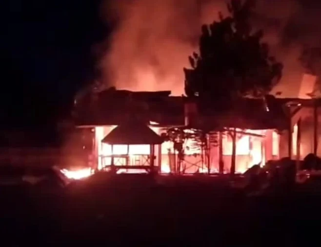 Gedung Inspektorat Kabupaten Bima Ludes Terbakar, Dokumen Penting LHP Hangus, Audit Tetap Berjalan