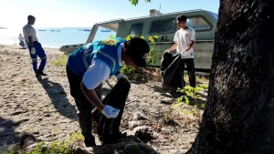 PLN Nusantara Power Sambelia Gelar Aksi Bersih Pantai Kondo, Perkuat Komitmen Lingkungan di Hari Lingkungan Hidup Sedunia