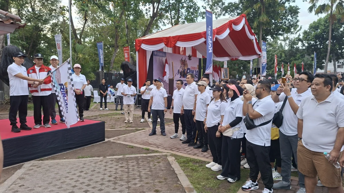 Fun Walk Rinjani Sukses Perkuat Literasi Rupiah dan Sinergi Perbankan NTB