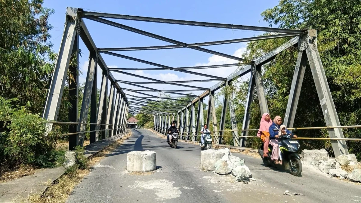 Harapan Pembangunan Jembatan Bakong Terkendala Birokrasi Pusat, Akses Vital Lombok Barat Terancam Setahun Lebih