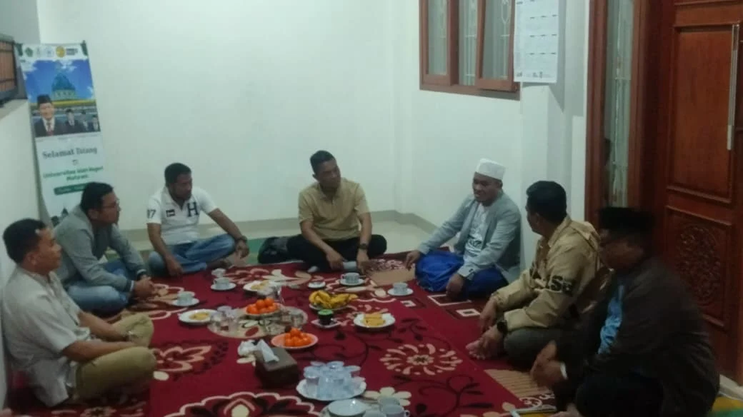 Kapolda NTB Perkuat Sinergi Strategis dengan Tokoh Agama: Kunjungan Malam Irjen Kalingga ke Ketua PWNU NTB Tegaskan Komitmen Jaga Kondusivitas Daerah