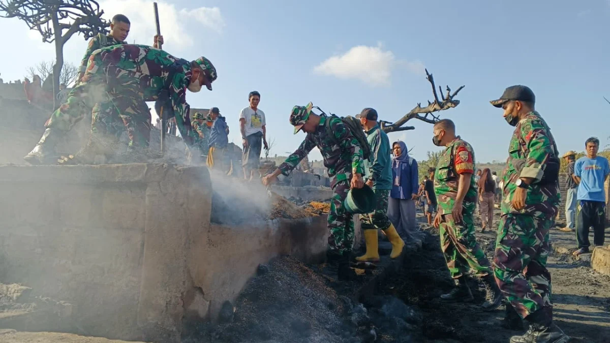 Kebakaran Dahsyat Landa Rumah Adat Sade Lombok Tengah, Ratusan Bangunan Hangus Dilalap Api