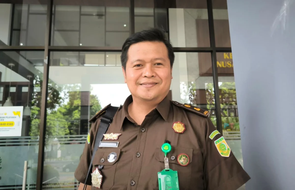 Kejari Lombok Timur Setorkan Rp502 Juta Uang Pengganti Kasus Korupsi Dermaga Labuhan Haji ke Kas Negara