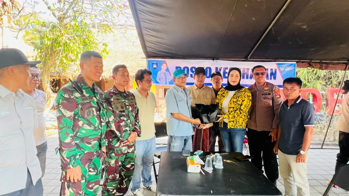 Musibah Kebakaran Hebat Landa Desa Adat Sade, Wakil Ketua DPR RI Sari Yuliati Turun Langsung Beri Bantuan dan Jamin Revitalisasi