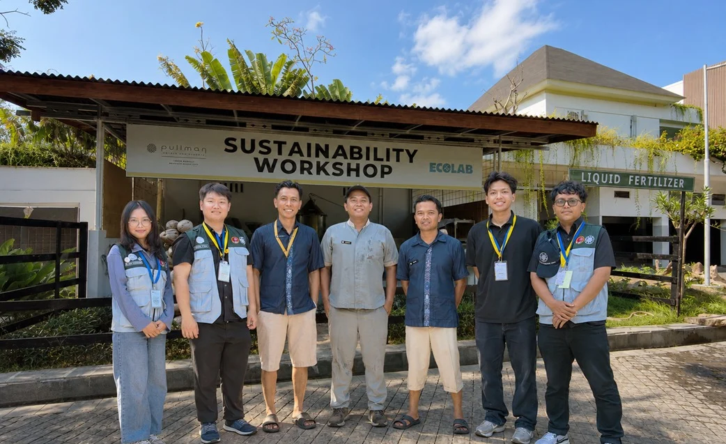 Pullman Lombok Mandalika Dorong Pengurangan Sampah Organik melalui Pelatihan Pupuk Organik Cair