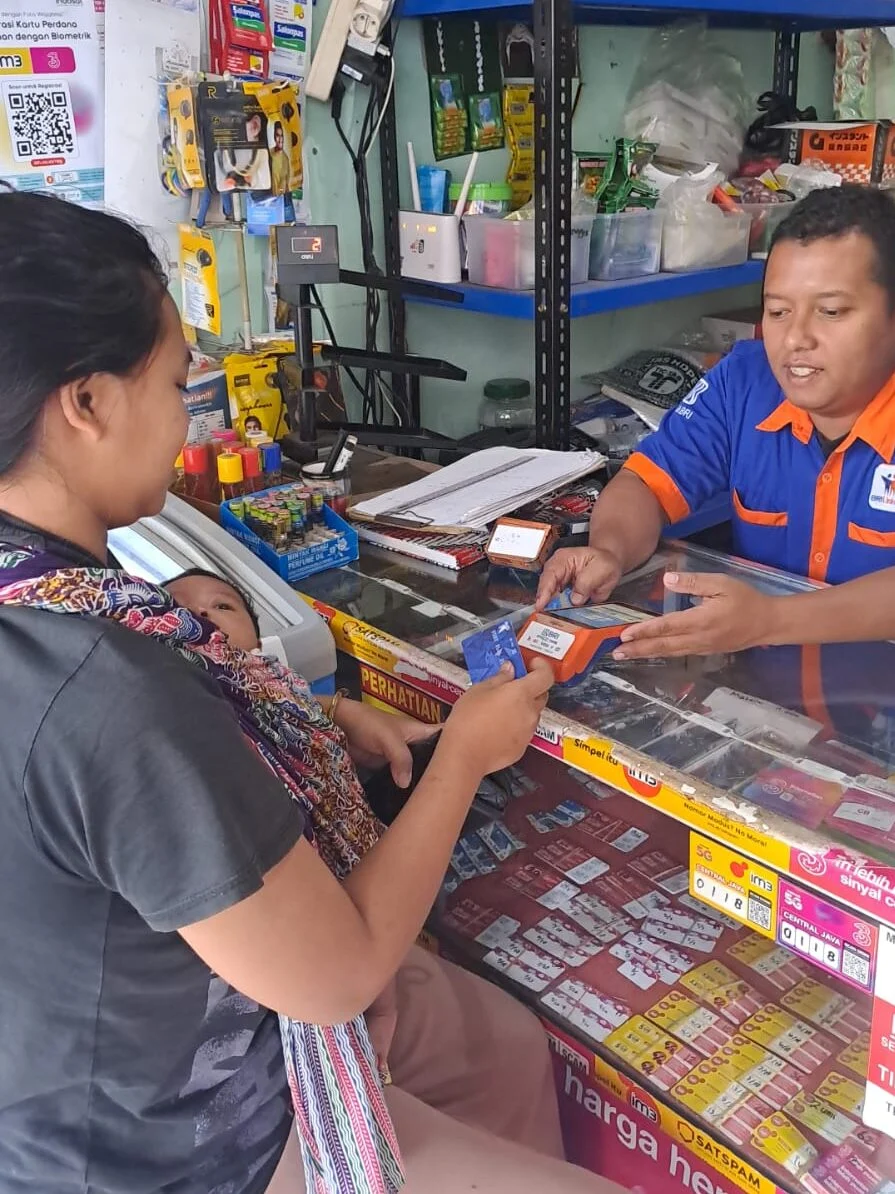 BRILink Agen Agus Purwanto di Semarang: Simpul Keuangan Mikro yang Memperluas Inklusi dan Keamanan Transaksi