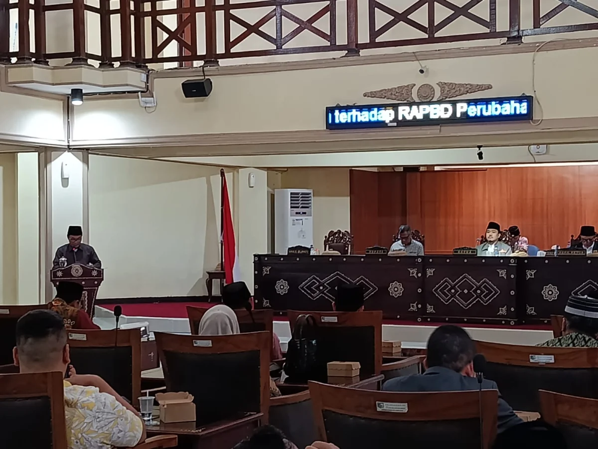 DPRD Lombok Barat Soroti Kenaikan Belanja Daerah dalam RAPBD-Perubahan 2026: Prioritas dan Tantangan Kemandirian Fiskal