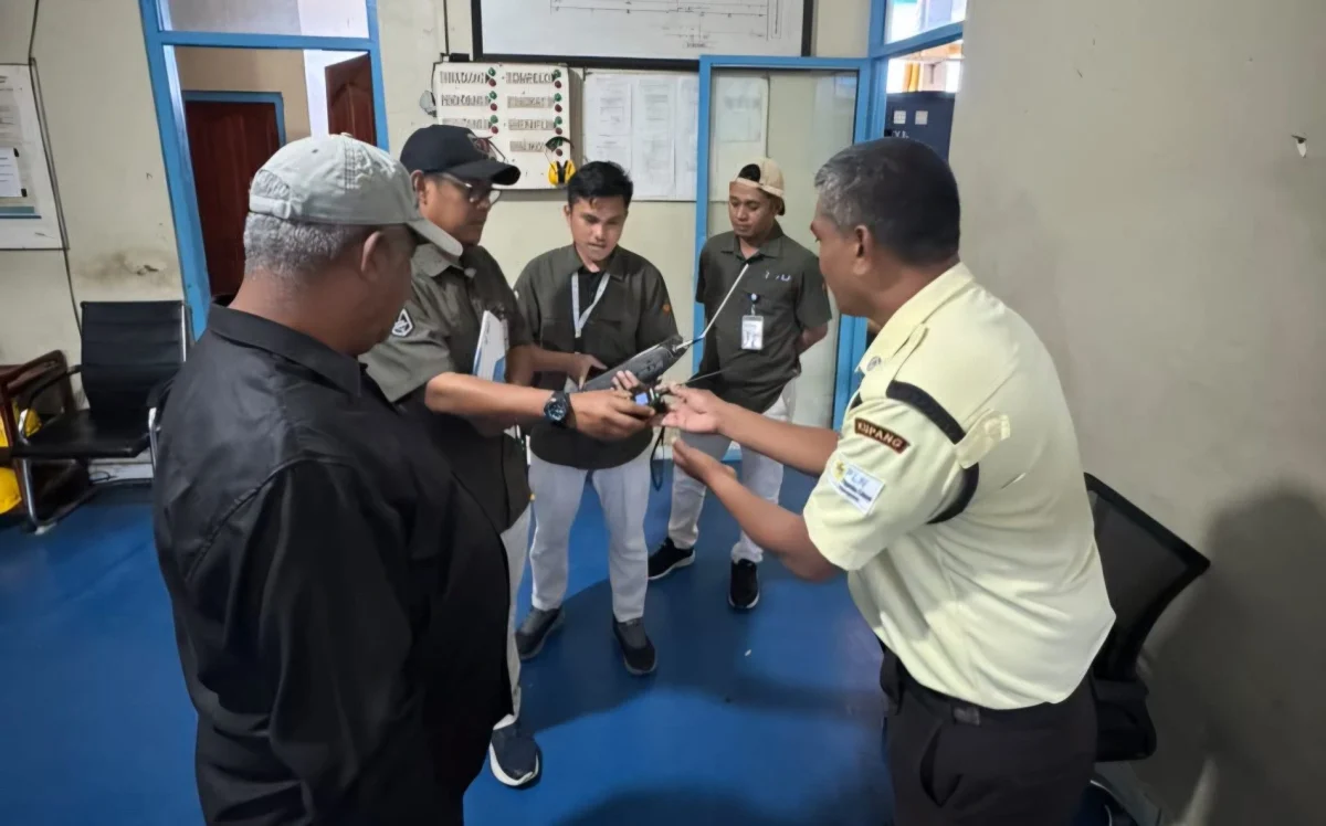 Pemeriksaan Spektrum Frekuensi Radio oleh Kominfo dan PLN UPK Timor Memastikan Kepatuhan Operasional Kelistrikan yang Andal di Kupang