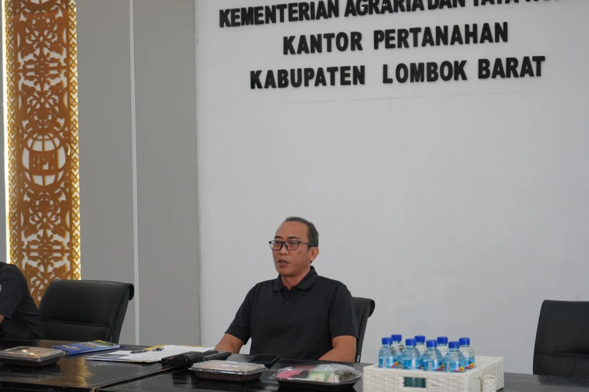 Penyelesaian Komprehensif Status Tanah Kantor Desa Kebon Ayu: Menjamin Kepastian Hukum dan Pelayanan Publik