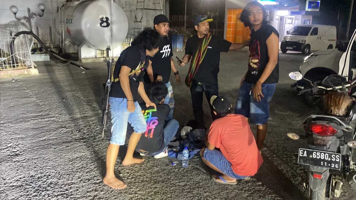 Polsek Rasana’e Barat Gagalkan Penyelundupan Sabu 156 Gram dari Surabaya, Dua Terduga Pengedar Lintas Provinsi Diringkus di SPBU Amahami Bima