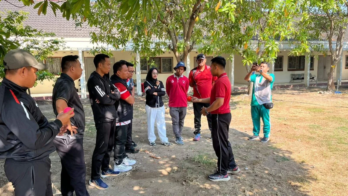 Unram Dorong Regenerasi Atlet Cricket Lewat Pelatihan Guru PJOK Sekolah Dasar se-Kota Mataram